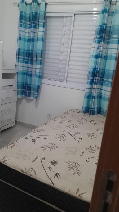 Apto Em Ubatuba Divisa Com A Praia De Itagua E Facil Acesso As Praias Fica Ao Lado Do Atacado Tenda Da Rodovia Rio Santos Exterior foto